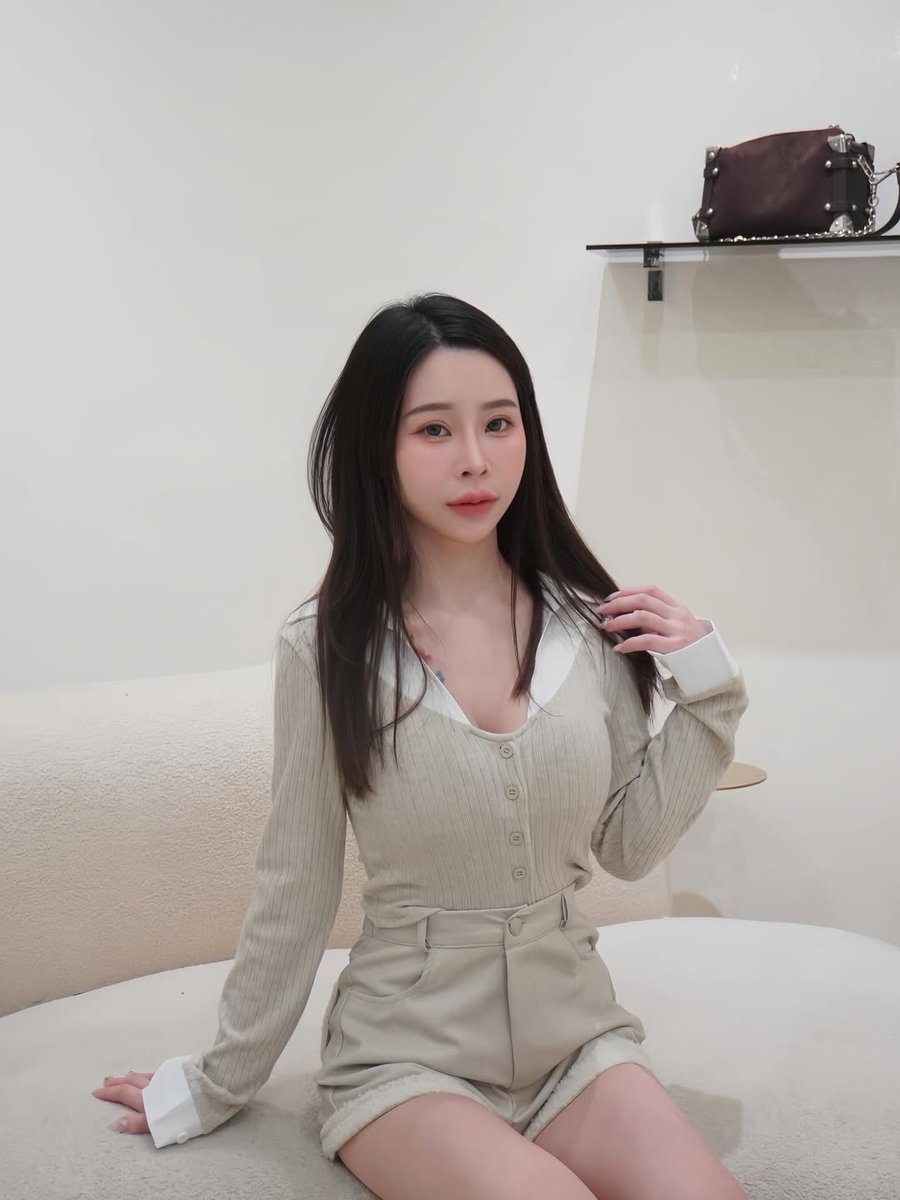 米色針織